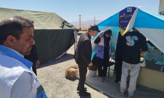 خدمترسانی موکب حاج قاسم سلیمانی بیمارستان سجادیه تربتجام به زائران پیاده علیبنموسیالرضا(ع)