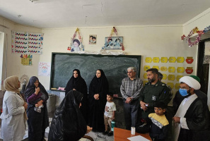 بازدید دکتر عبدالرحمانی و اعضا بسیج جامعه پزشکی از اردو جهادی روستای قلعه شیر