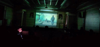 اکران فیلم سینمایی «لباس شخصی» به مناسبت هفته دفاع مقدس در دانشکده علوم پزشکی تربتجام