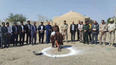 آیین کلنگ زنی مرکز خدمات جامع سلامت شهری روستایی جنت آباد در شهرستان صالح آباد